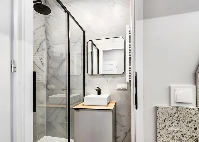 Apartment Tiny And Cosy Only 4 You- Self Check-in Katowice